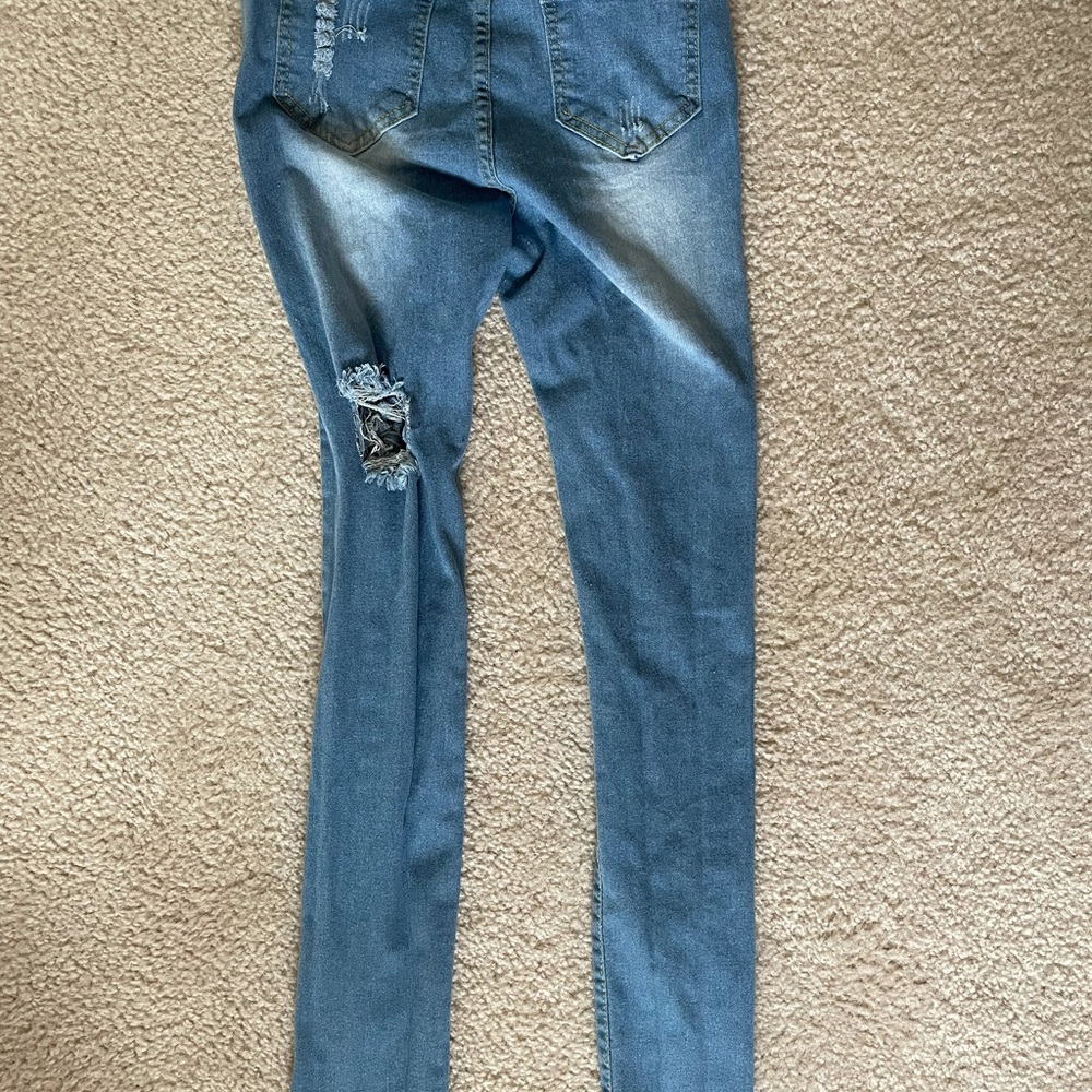 Ripped Jeans Size : Small